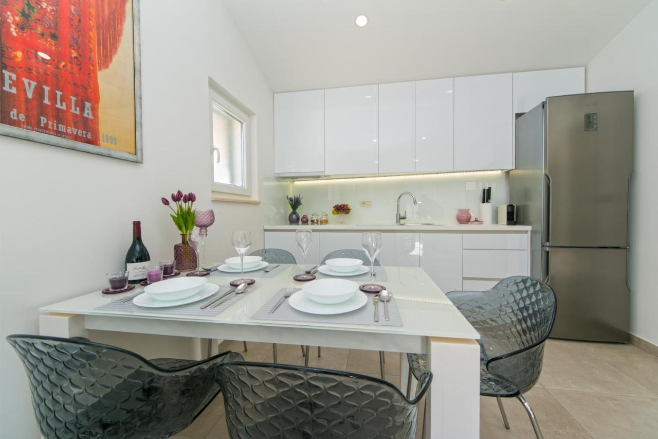 Apartman Stipic 1 Baška Voda Exteriör bild