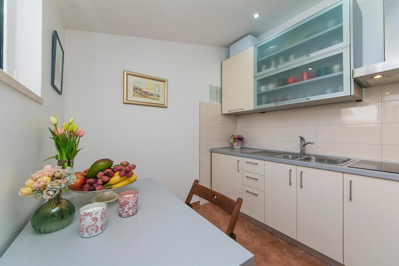 Apartman Stipic 1 Baška Voda Exteriör bild