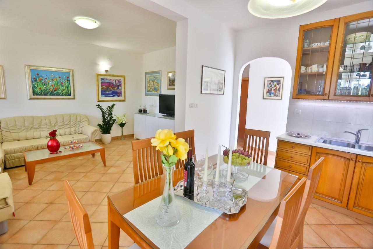 Apartman Stipic 1 Baška Voda Exteriör bild
